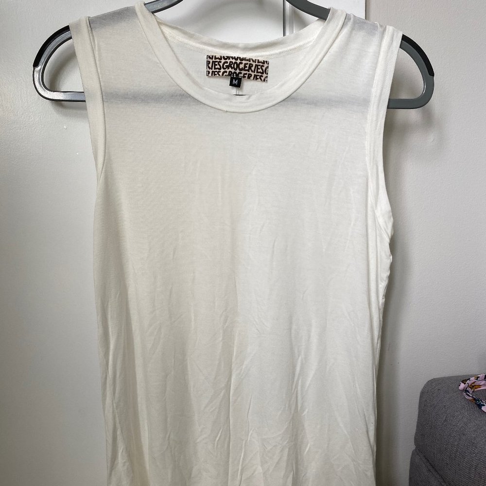 Groceries Apparel White Muscle Tank Size M